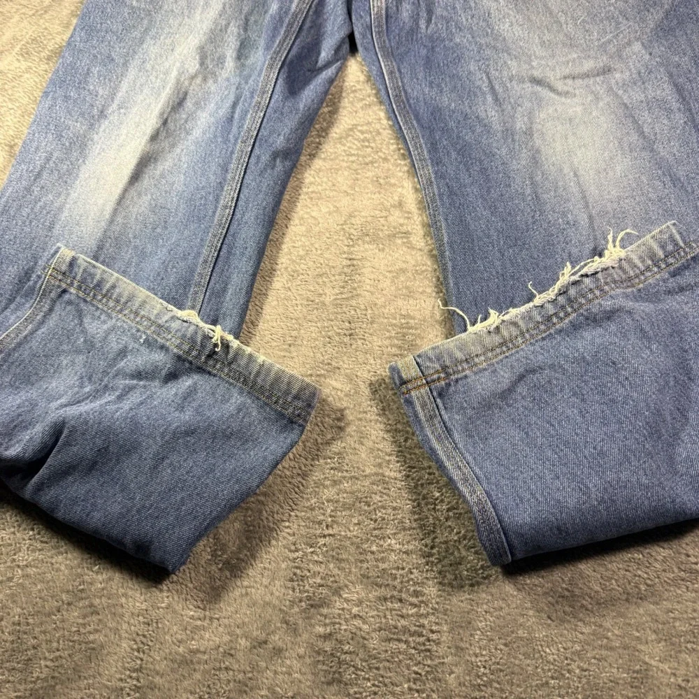 Duluth Trading Co Ballroom Relaxed Fit Blue Denim Jeans Mens 42x32 Light Wash